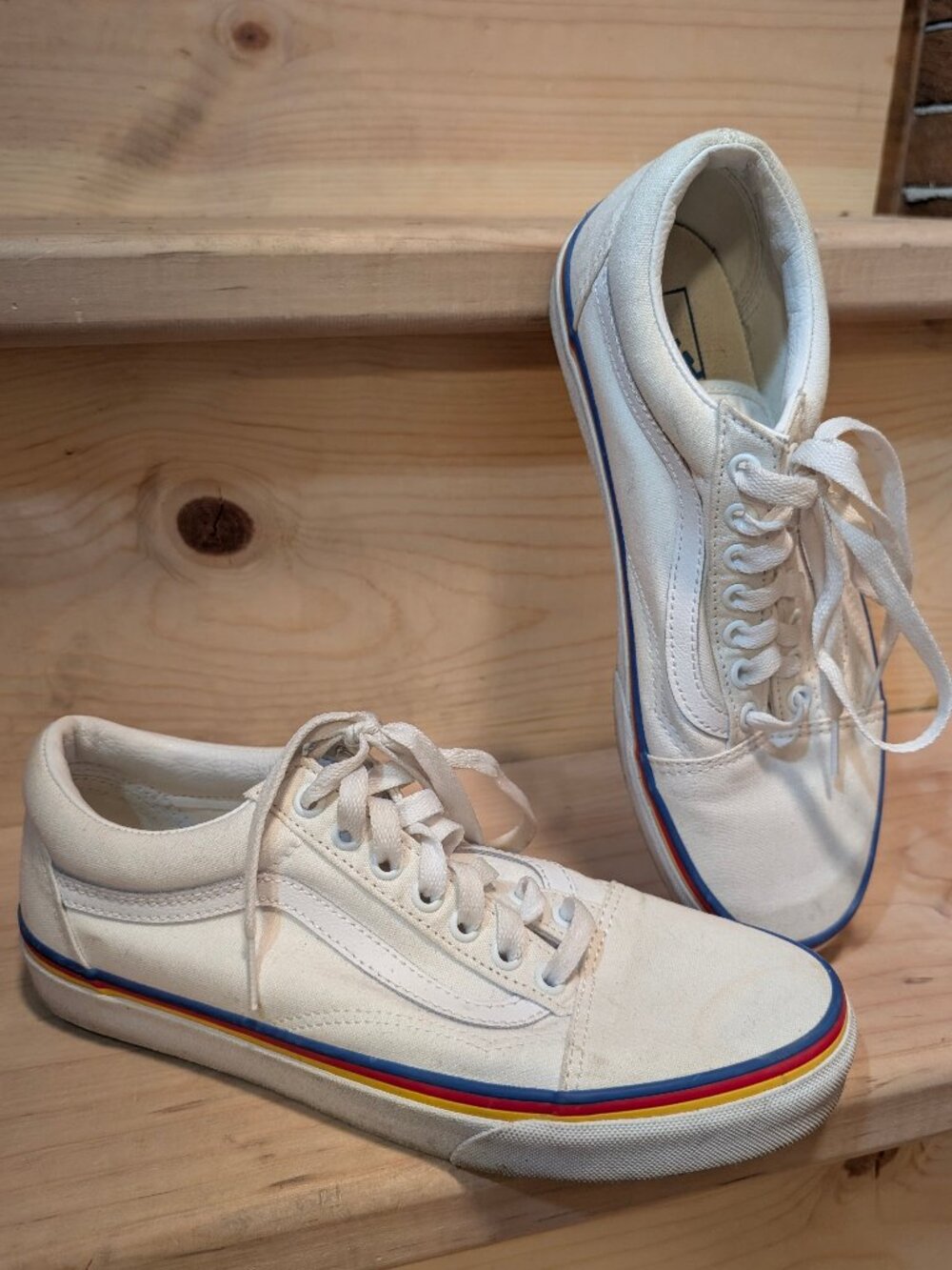 Vans Women's 9.5 Men 8 Old Skool Rainbow Foxing White Canvas Skate shoes Sneaker